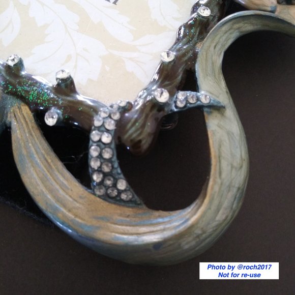 Hummingbird Enamel and Crystal Photo Frame - Picture 7 of 7